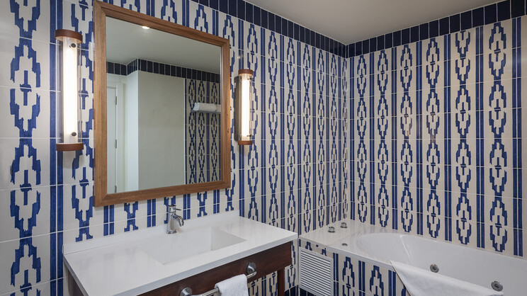 Ocean El Faro El Beso